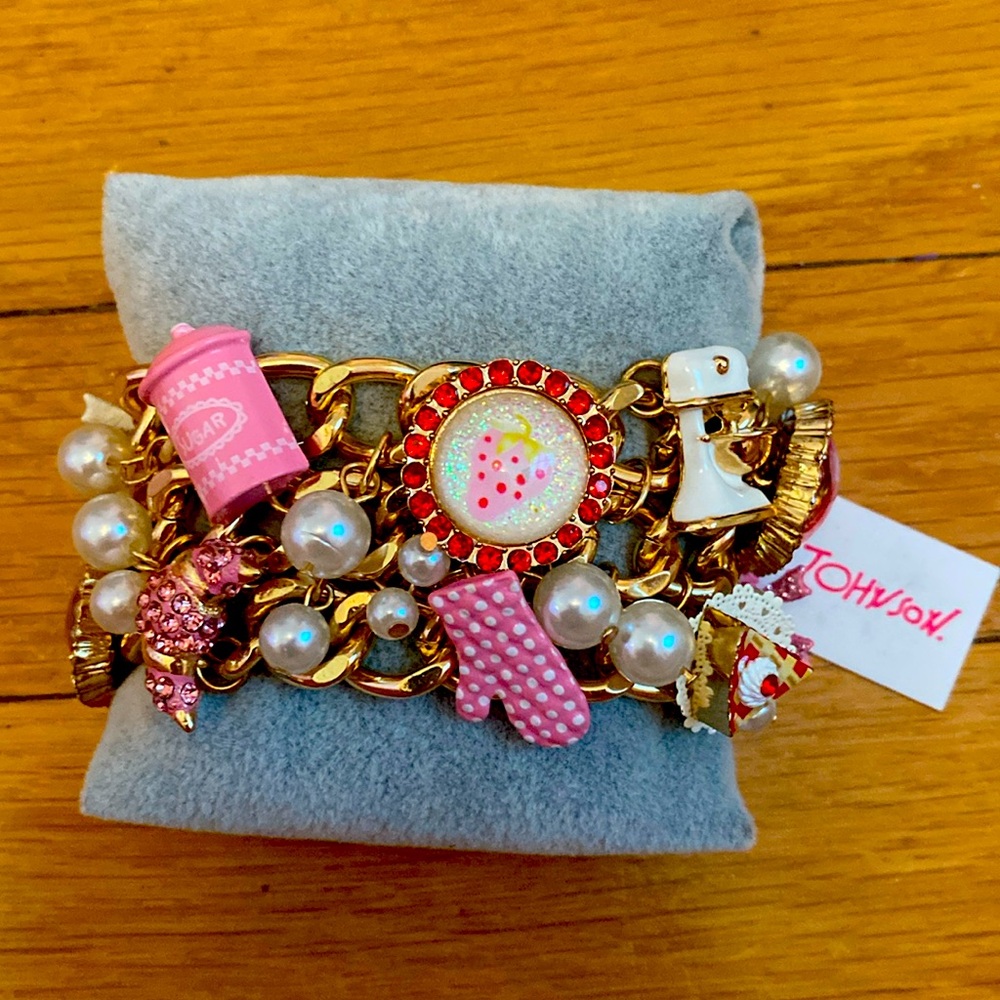 Betsy Johnson babycakes baking statement bracelet